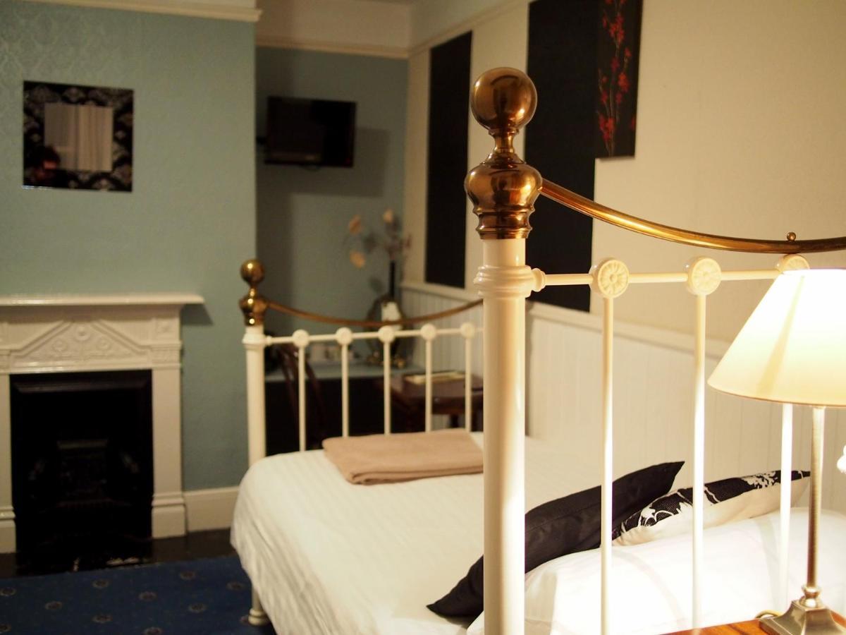 The Coach House 4*