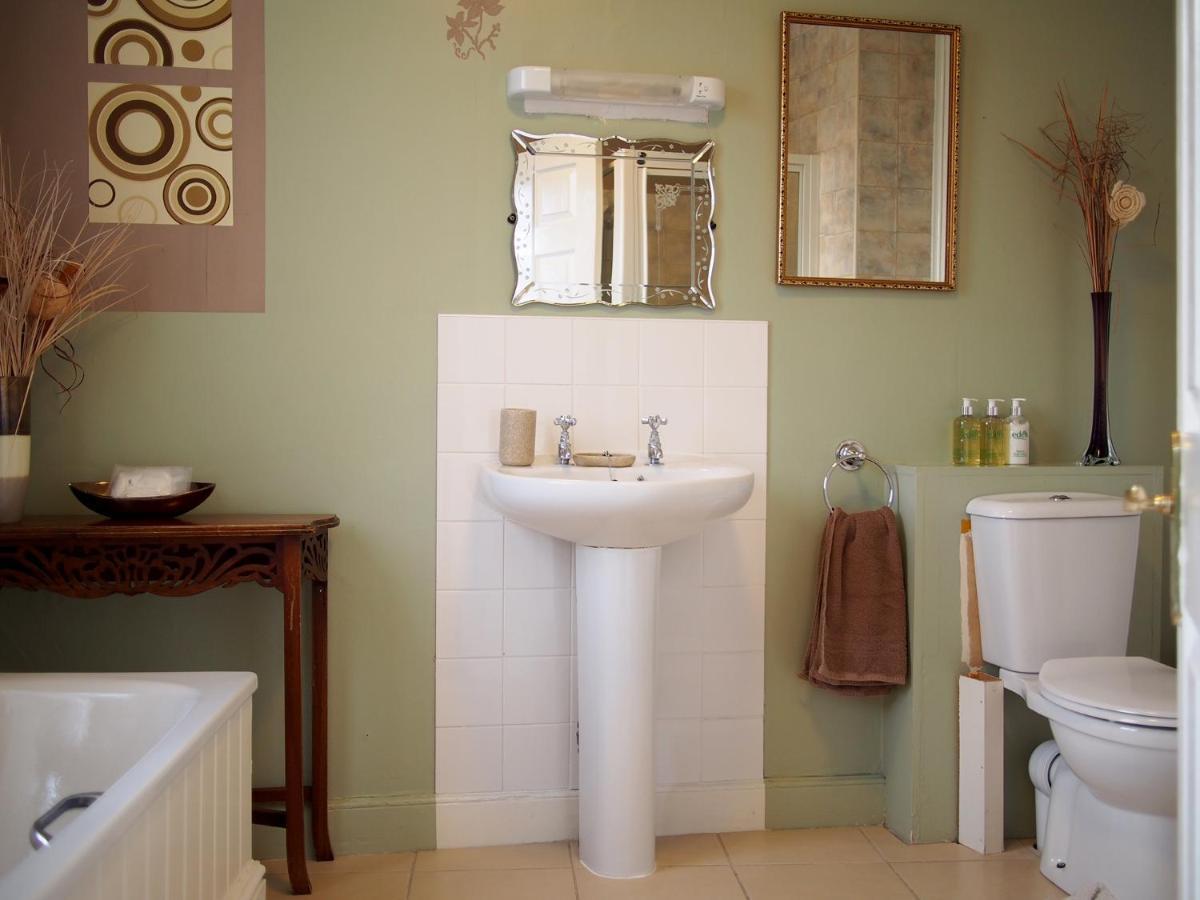 The Coach House 4* Canterbury